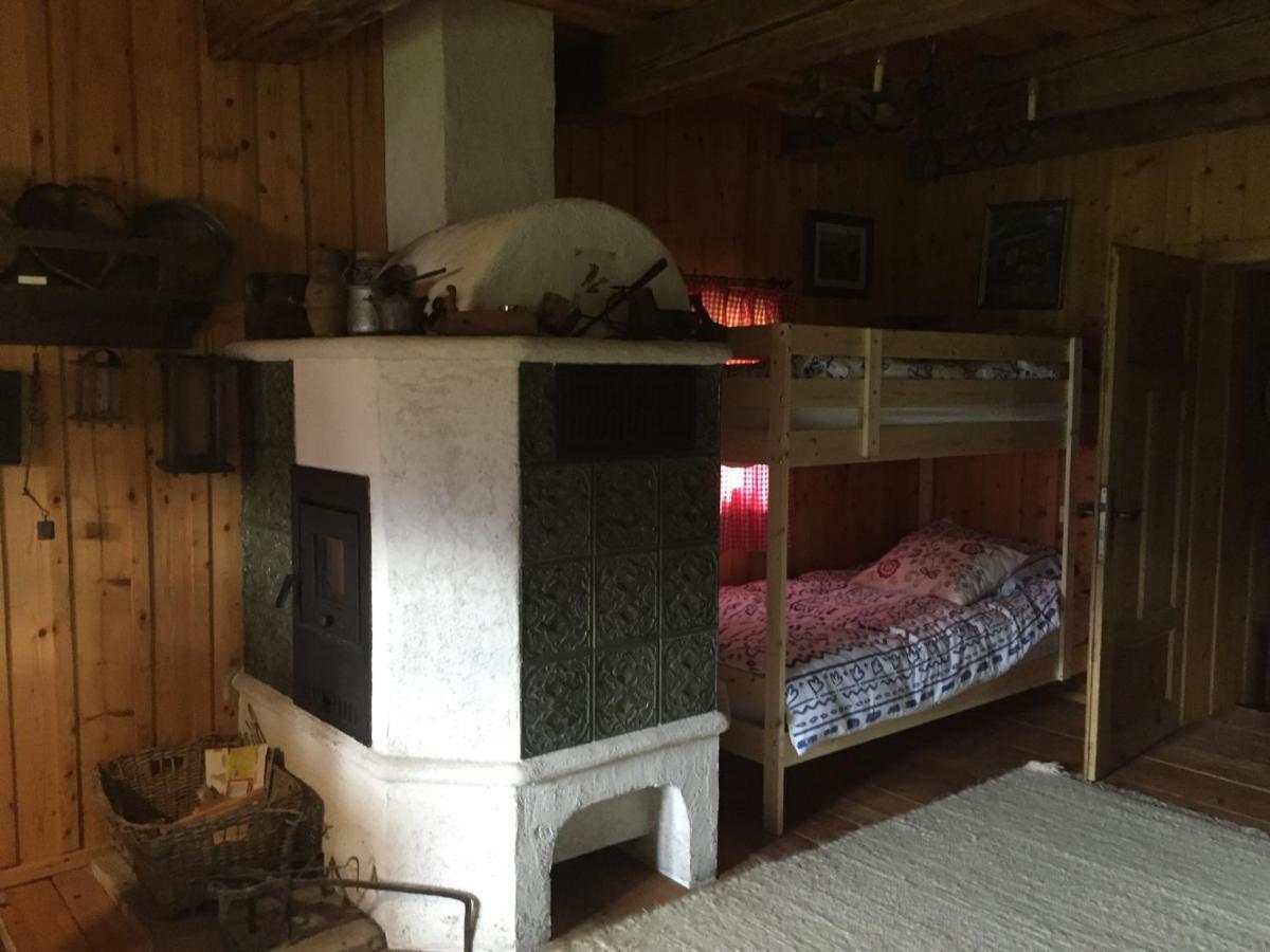 Cozy Log Cabin Near Faaker See Ledenitzen Ngoại thất bức ảnh